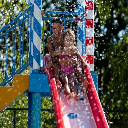 Glamping In The Ardennes Οργανωμένο κάμπινγκ